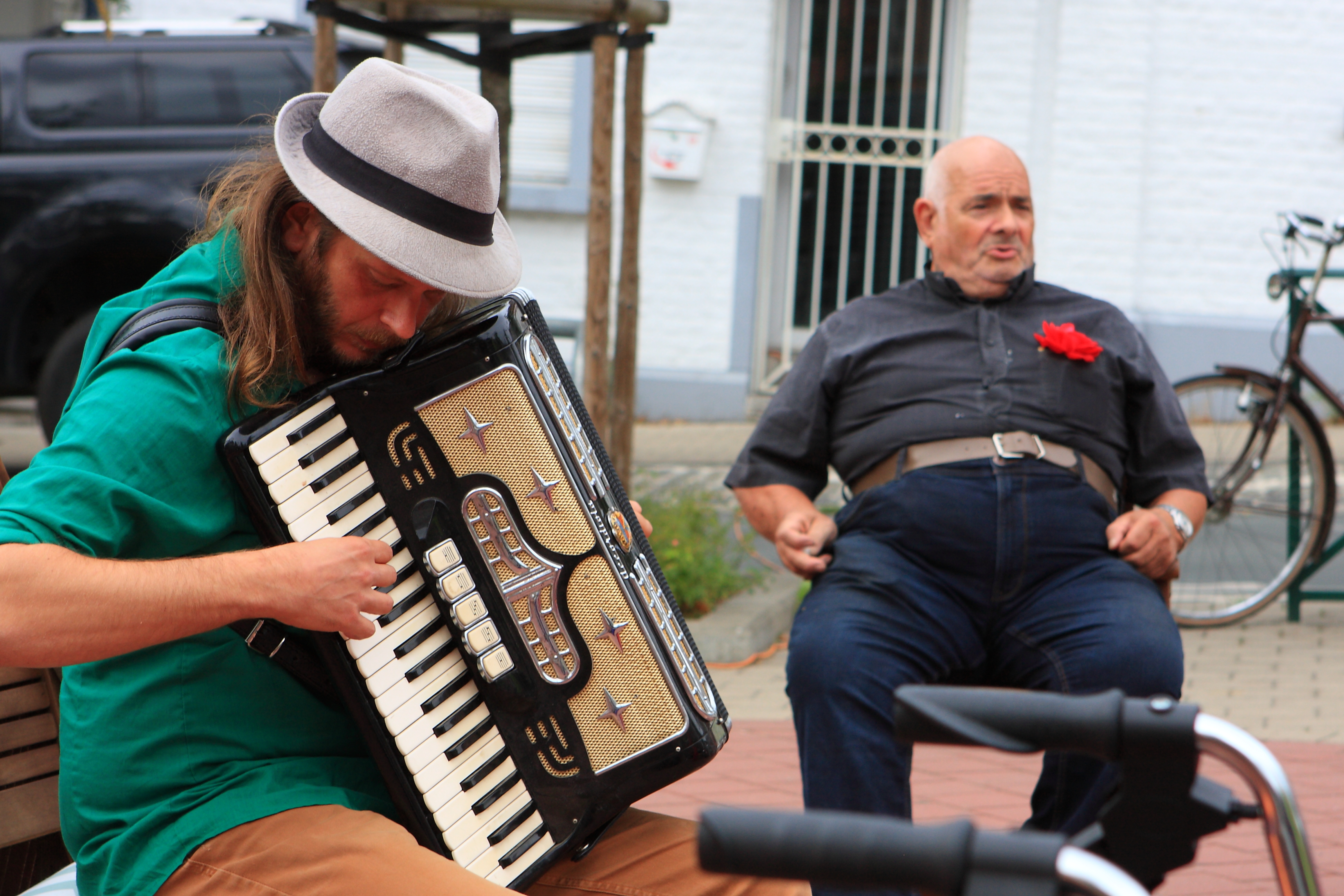 BDBD acordeon party25